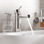 Смеситель для раковины Grohe Essence 32898001 S-Size