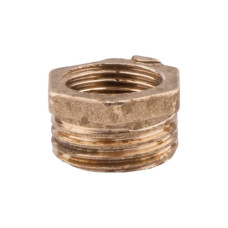 Футорка латунна 1/2